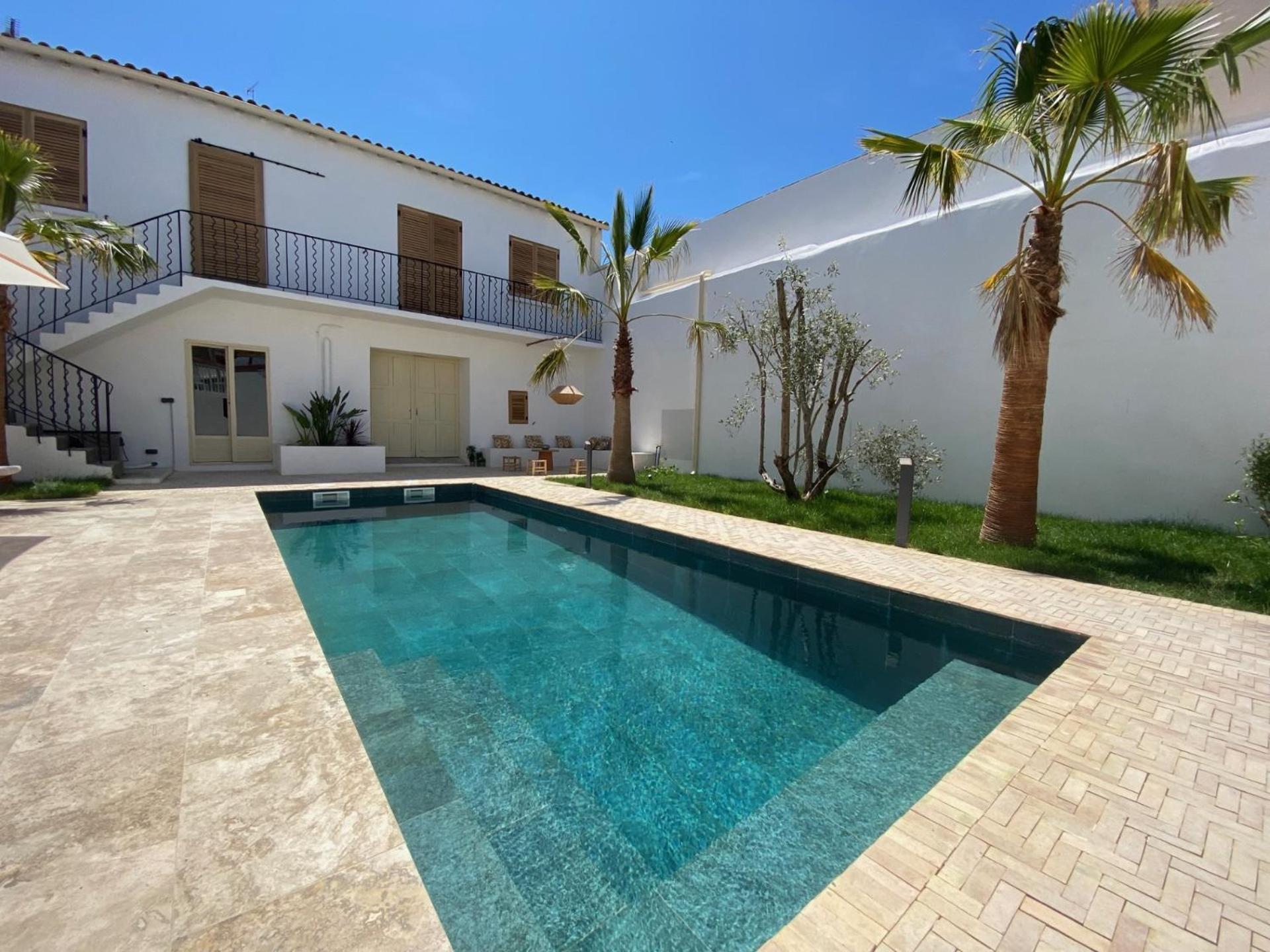 La Maison De Ville - Piscine - Spa Sete Bagian luar foto