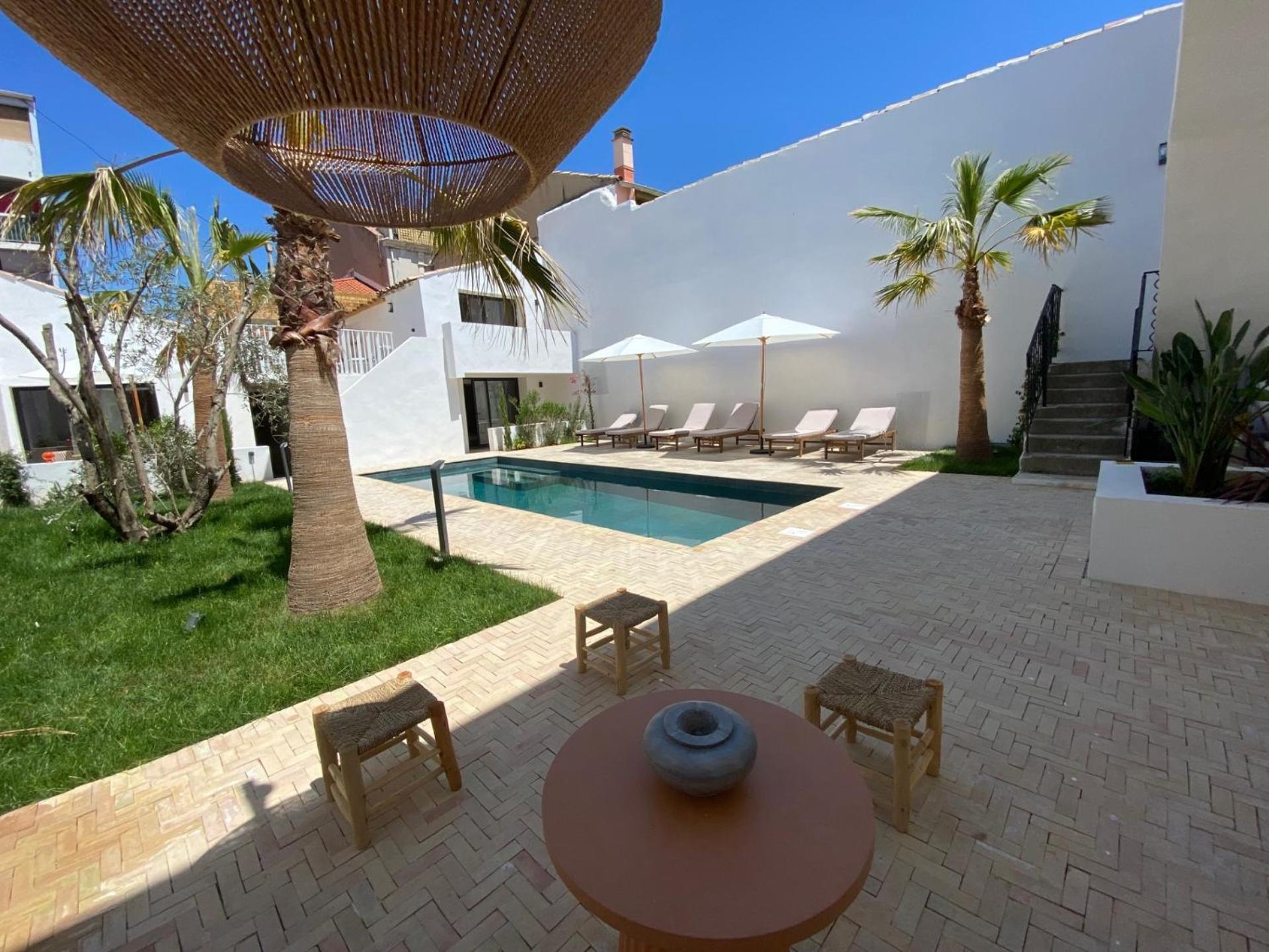 La Maison De Ville - Piscine - Spa Sete Bagian luar foto