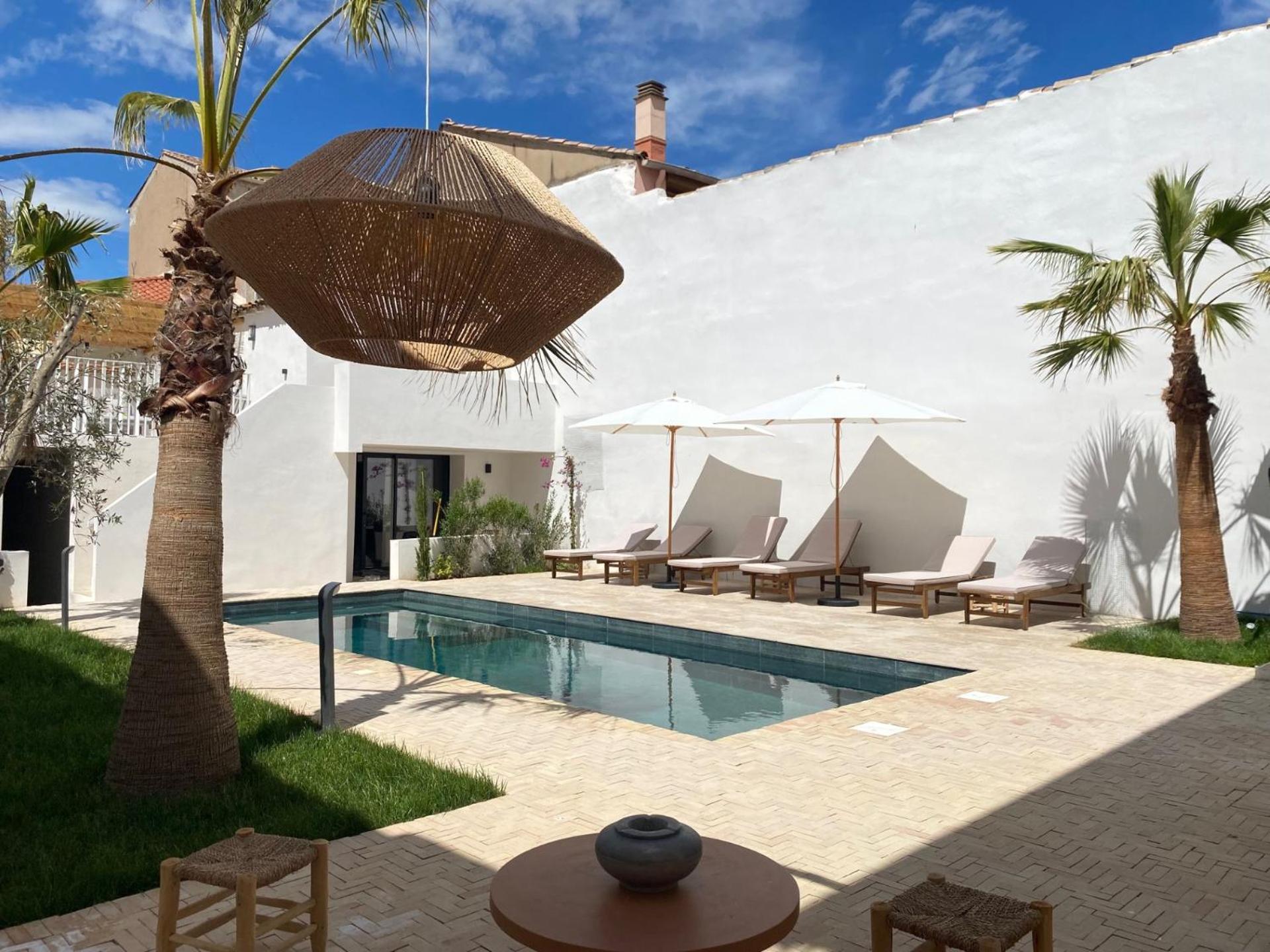 La Maison De Ville - Piscine - Spa Sete Bagian luar foto