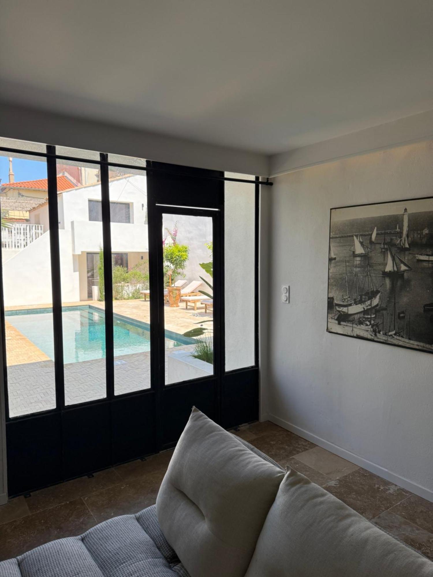 La Maison De Ville - Piscine - Spa Sete Bagian luar foto